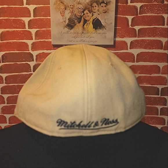 🧨🎇 New Orleans Saints NFL Gold and Black Mitchell&Ness cap, 7 3/8" 🎇🧨 - Picture 5 of 7
